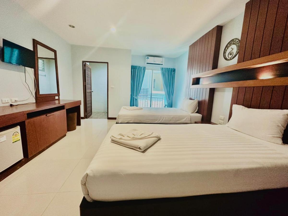 Cokoon Deva Patong Hotel Esterno foto