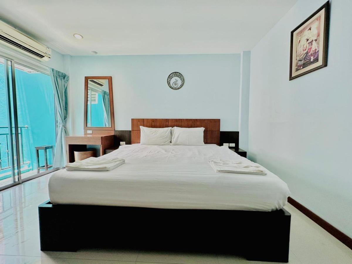 Cokoon Deva Patong Hotel Esterno foto